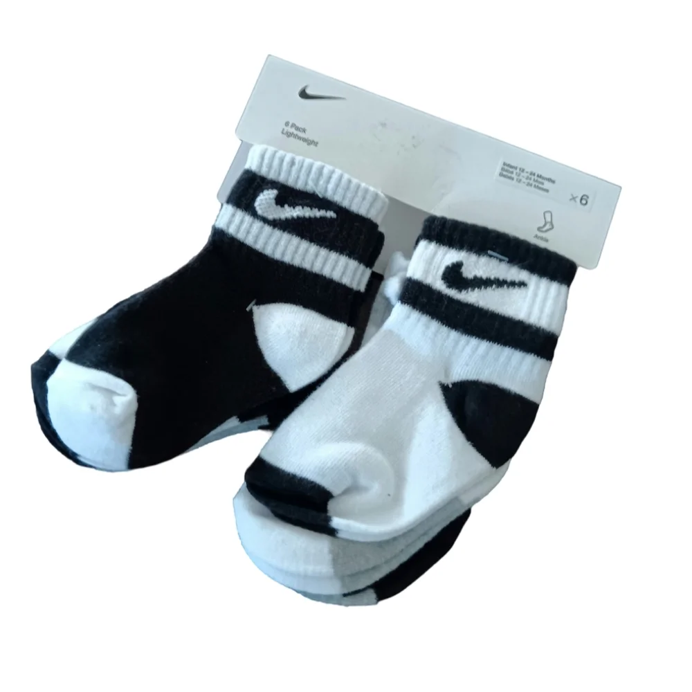 NIKE BOYS SOCKS 6PRS LIGHTWEIGHT SOCKS GREY/ WHITE/ BLACK 12-24M NWT